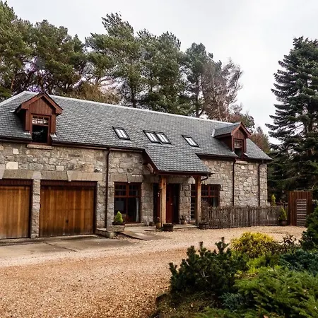 Red Squirrel Lodge Бот-оф-Гартен Экстерьер фото