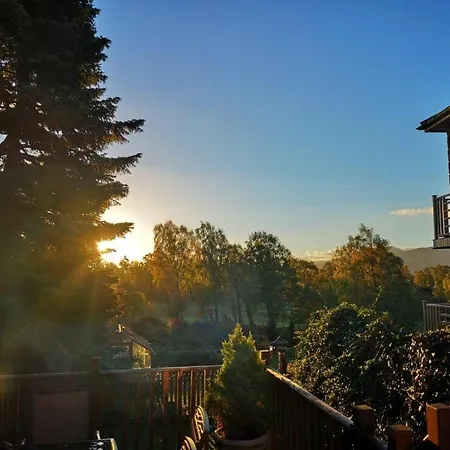 Red Squirrel Lodge Бот-оф-Гартен Экстерьер фото
